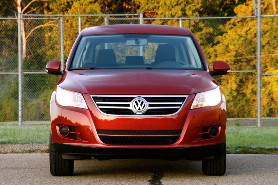  Volkswagen Tiguan S 2009 года  (фото 6 из 25)